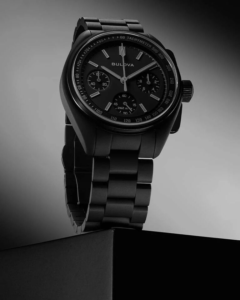 Lunar Pilot Black Hole; Image of Archive Series watch model 98A335