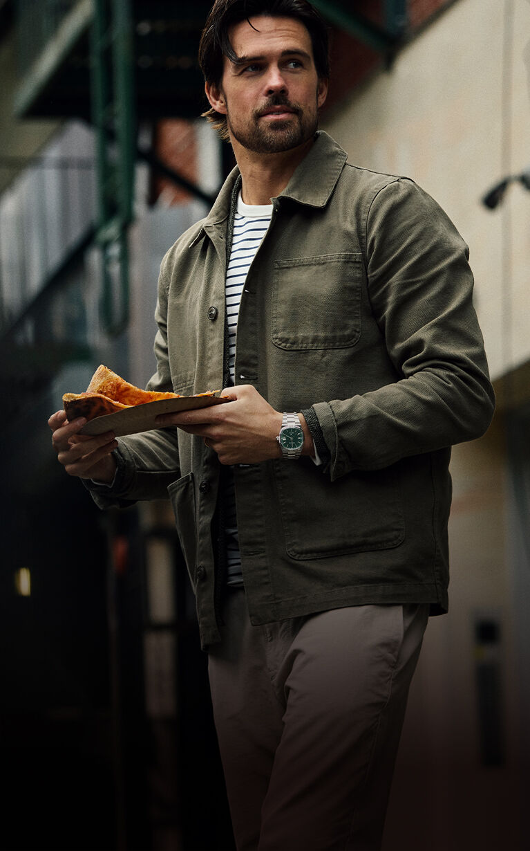 Man wearing the Super Seville watch model 96B439 