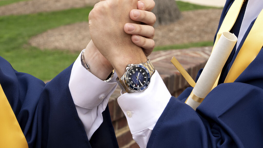 Tu Graduaci&oacute;n con Bulova